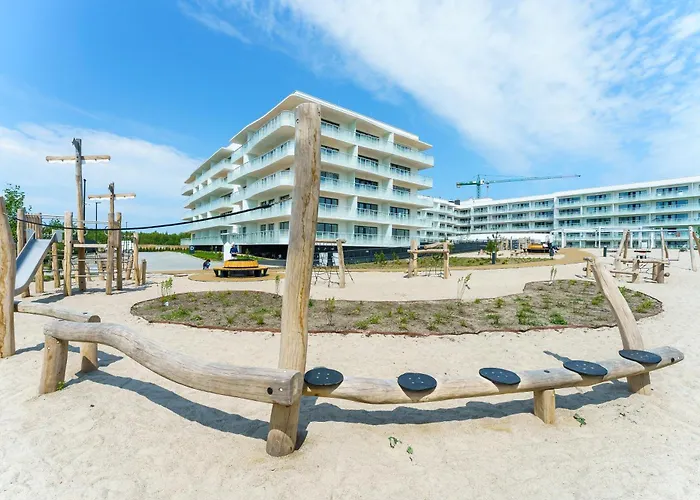 Polanki Aqua - Family Pool & Wellness Apartment Kolobrzeg